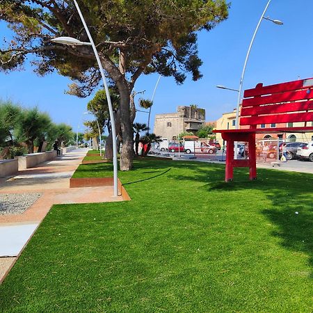Piano Terra Centrale Vicino Al Mare リーヴァ・リーグレ エクステリア 写真